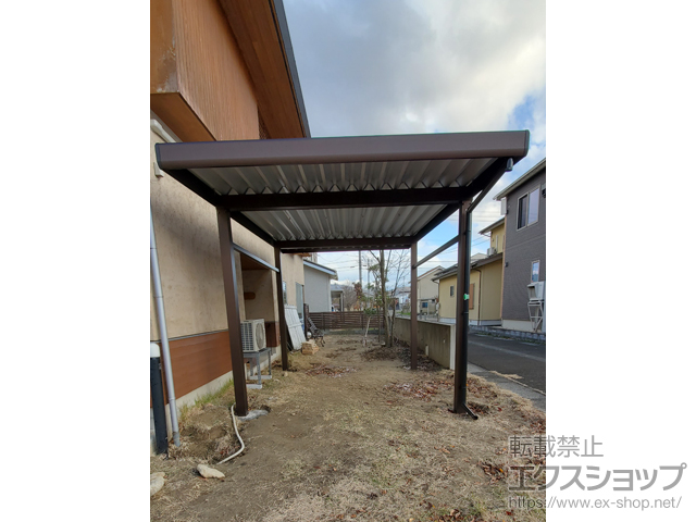 新潟県長岡市ののカーポート ジーポートneo 積雪100cmAタイプ 4本角柱 施工例