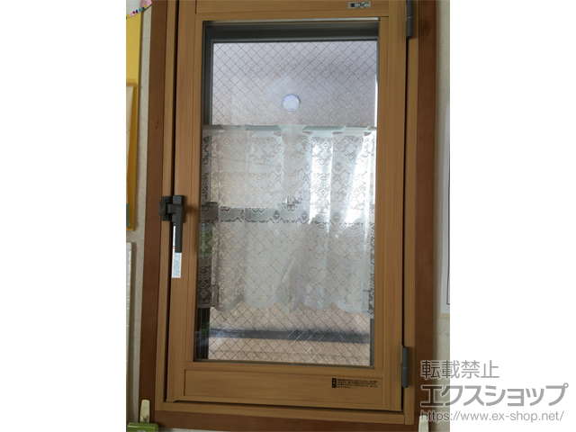 神奈川県相模原市のの二重窓（内窓） インプラス 開き窓 外観右吊元 施工例