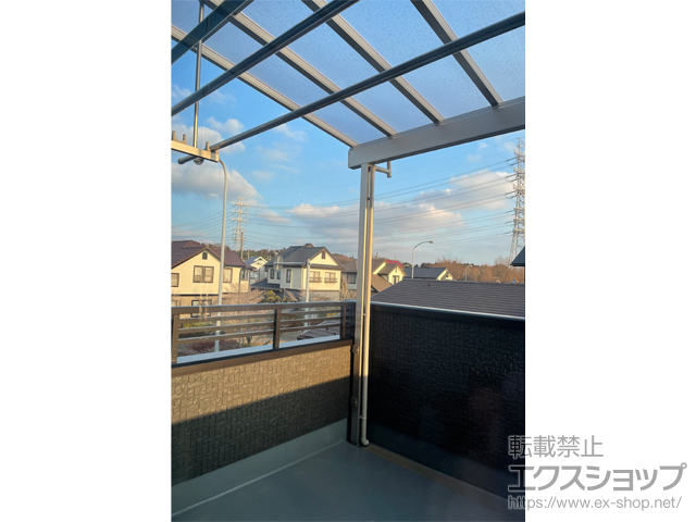千葉県野田市ののバルコニー・ベランダ屋根 ソラリア F型 1500 屋根タイプ 単体 積雪〜50cm対応 施工例