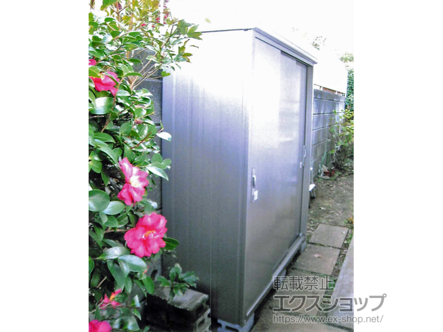 茨城県龍ケ崎市のの物置・屋外倉庫 エスモ 一般型 1650×650×1959 ESE-ESE-1606A-SS 施工例