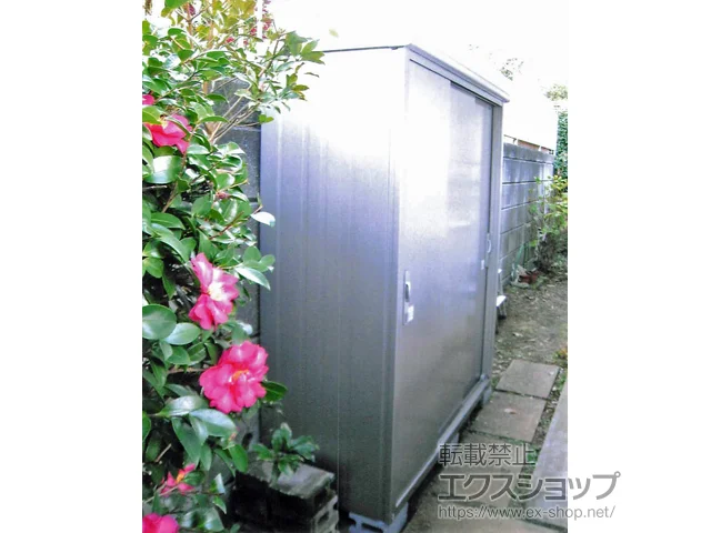 茨城県龍ケ崎市のヨドコウの物置・収納・屋外倉庫 エスモ 一般型 1650×650×1959 ESE-ESE-1606A-SS 施工例