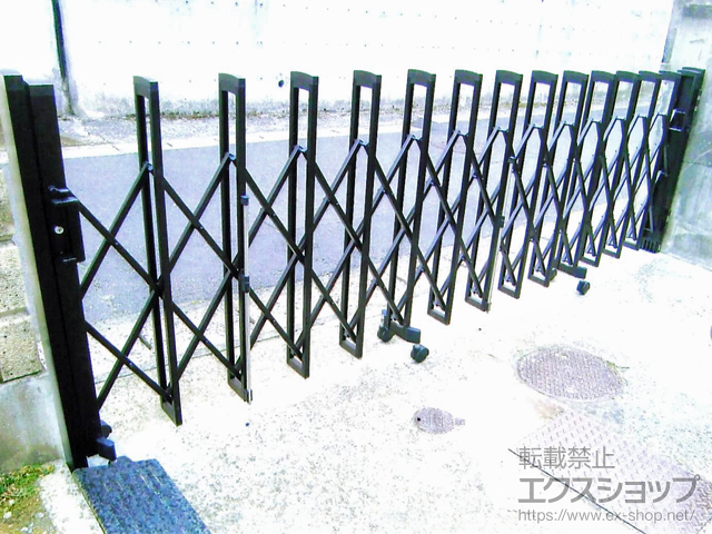 宮城県仙台市ののカーゲート トリップゲートII 2型 スタンダード ノンレール 片開き　37S 施工例