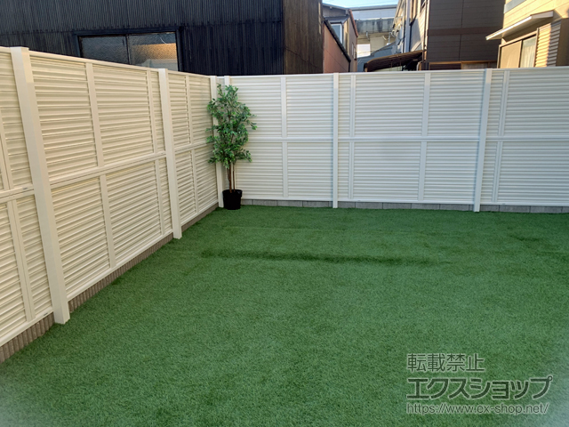 愛知県海部郡大治町ののフェンス・柵 ミエーネフェンス 目隠しルーバータイプ 2段支柱 自立建て用 施工例