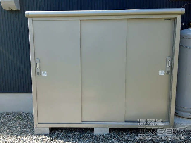 岐阜県郡上市のの物置・屋外倉庫 エスモ 一般型 1797×650×1501 ESE-1806E-SS 施工例