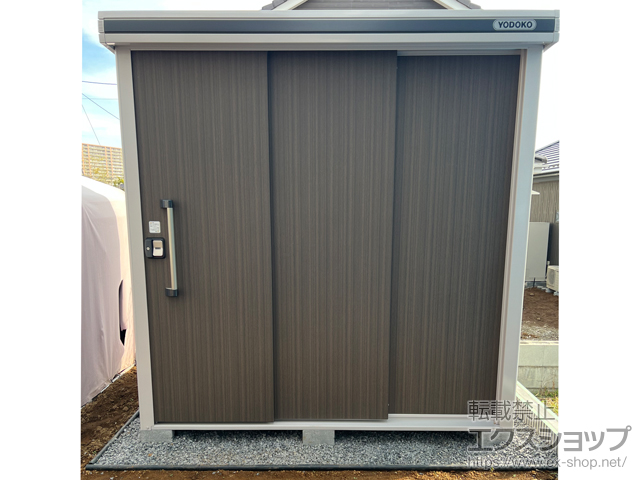 茨城県つくばみらい市のの物置・屋外倉庫 エルモ 一般型 2220×1520×2120 LMD-2215-DW 施工例