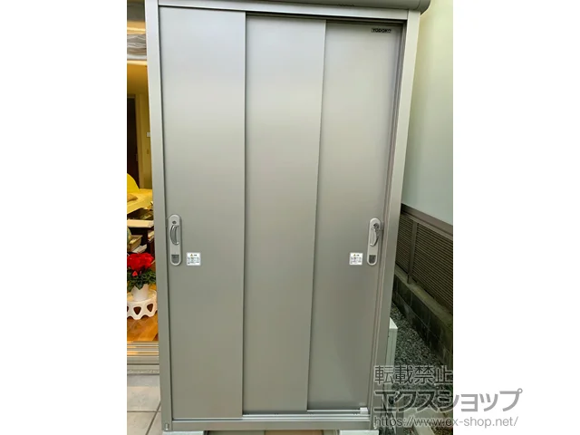 兵庫県西宮市のヨドコウの物置・収納・屋外倉庫 エスモ 一般型 1050×520×1959（ESE-1005A） ESE-1005A-SS 施工例
