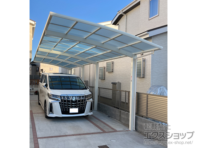 愛知県豊川市ののカーポート レイナポートグラン 縦連棟　積雪〜20cm対応 施工例