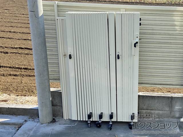 埼玉県さいたま市ののカーゲート アルシャインII PG型R(ペットガード) Aタイプ 片開き親子 （150+350）SP 施工例