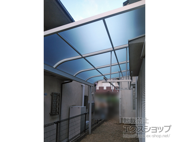 大阪府南河内郡太子町ののテラス屋根 ソラリア R型 テラスタイプ 単体 積雪〜20cm対応 施工例