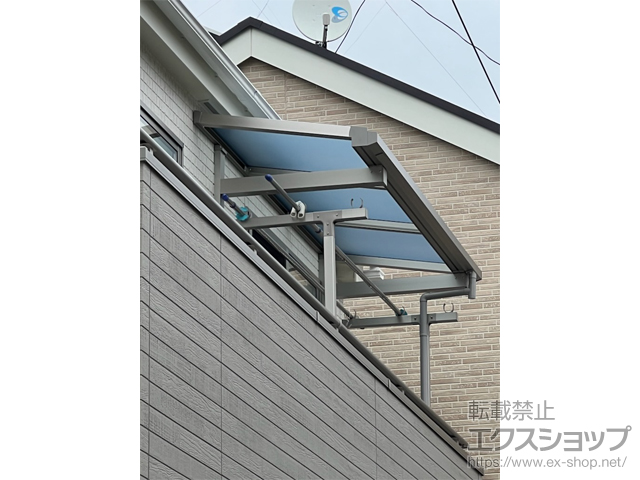 東京都東村山市ののバルコニー・ベランダ屋根 ソラリア F型 ルーフタイプ 単体積雪〜20cm対応 施工例