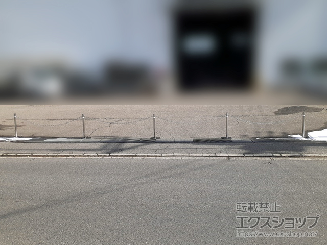 新潟県新潟市ののカーゲート リフター Φ48.6 ステンレス製 上下式(標準タイプ) 施工例