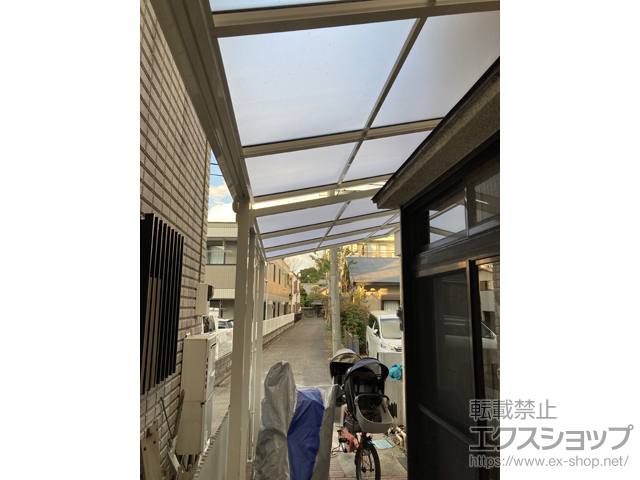 神奈川県川崎市ののテラス屋根 ソラリア F型 テラスタイプ 単体 積雪〜20cm対応 施工例