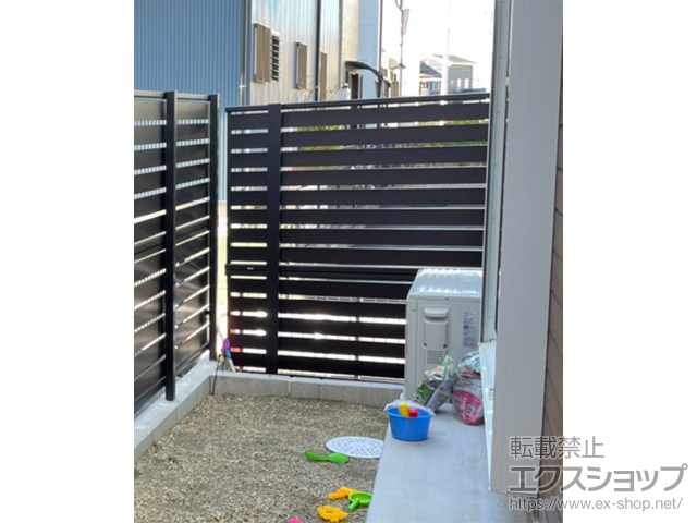 愛知県名古屋市ののフェンス・柵 モクアルフェンス 横板タイプ 2段支柱 自立建て用 施工例