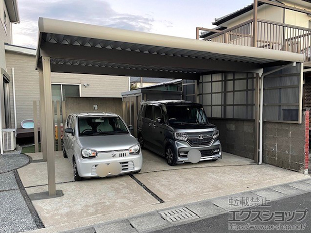 宮崎県宮崎市ののカーポート G-1SS 2台用 ワイド 角柱4本柱 デラックスタイプ  積雪〜20cm対応+ 側面パネル(波板タイプ) 施工例