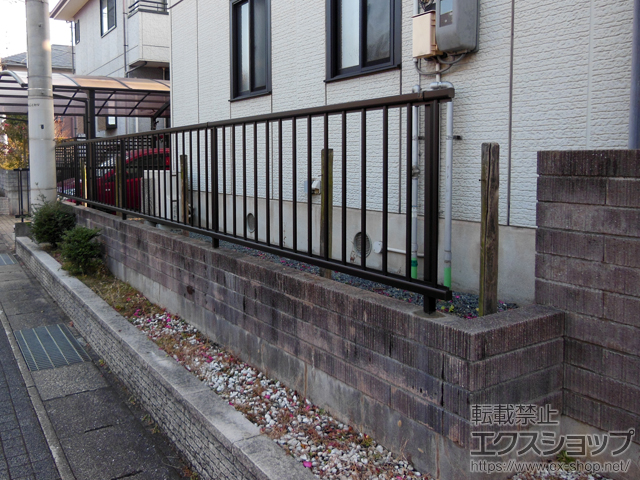 広島県福山市ののフェンス・柵 ミエッタフェンス 防犯たて格子タイプ　自由柱施工 施工例