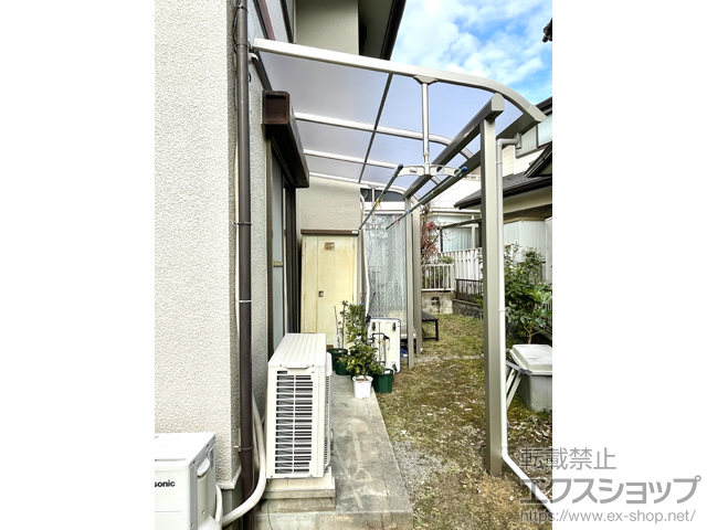 奈良県生駒市ののテラス屋根 ソラリア R型 テラスタイプ 単体 積雪〜20cm対応 施工例