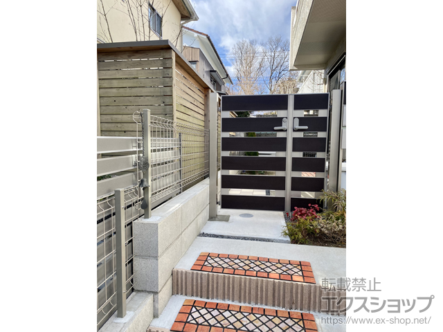 東京都小金井市のの門扉 クラリス門扉1型 横スリット 両開き 門柱使用 施工例