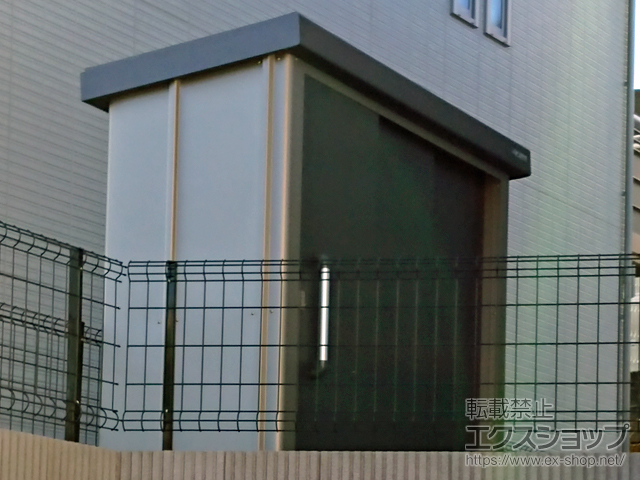 神奈川県川崎市のの物置・屋外倉庫 エスケーエイト SK8-50 一般型 1800×800×1940 SK8-50-GK 施工例