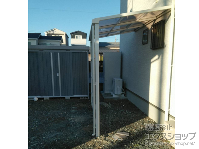 静岡県浜松市ののテラス屋根 スピーネストックヤードF型 波板タイプ スクリーン仕様 積雪〜20cm対応 施工例