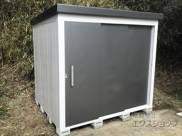 大分県豊後大野市のの物置・屋外倉庫 レスパス LES-2217(GM) 一般型 2289×1768×2100 LES-2217(GM)-GM 施工例