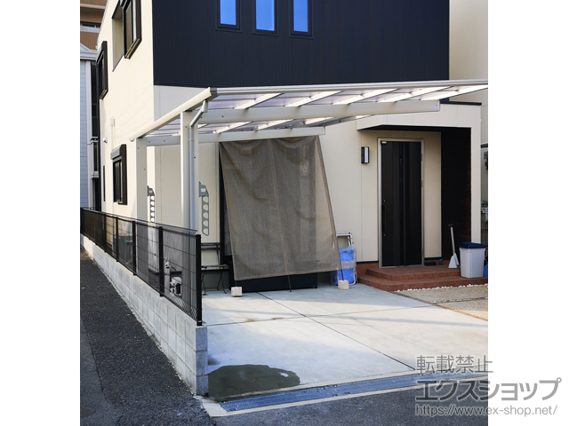 大阪府四條畷市ののカーポート エフルージュグラン　積雪〜20cm対応＋水平式物干し 施工例