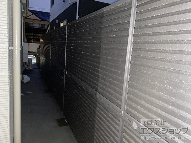 宮城県仙台市ののフェンス・柵 ミエーネフェンス 目隠しルーバータイプ 2段支柱 自立建て用 施工例