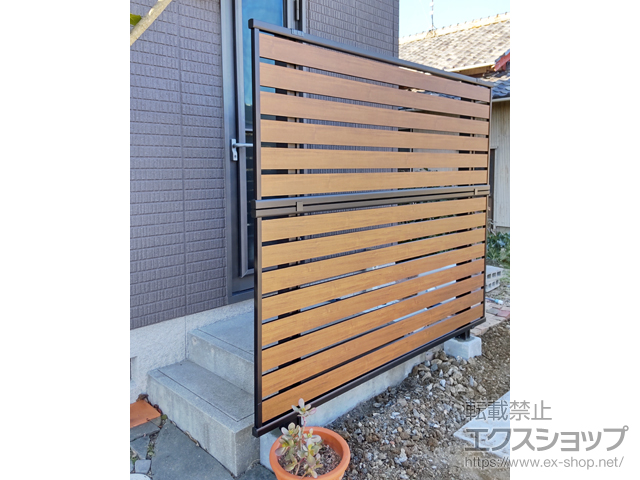 愛知県豊橋市ののフェンス・柵 モクアルフェンス 横板タイプ 2段支柱 自立建て用 施工例