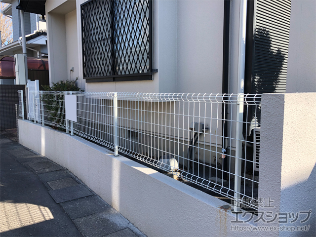 愛知県稲沢市ののフェンス・柵 ハイグリッドフェンスUF8型 フリーポールタイプ 施工例