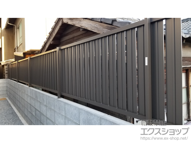 愛媛県松山市ののフェンス・柵 フェンスAB TS2型 縦スリット2 フリーポールタイプ 施工例