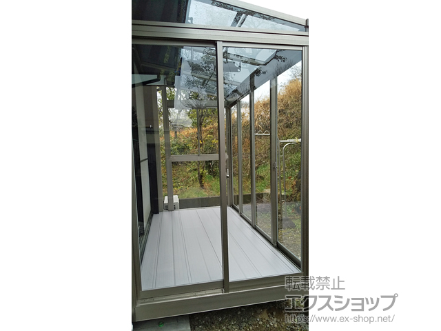 高知県高知市ののテラス囲い・サンルーム サニージュ F型 床納まり ランマ無 積雪〜20cm対応 施工例