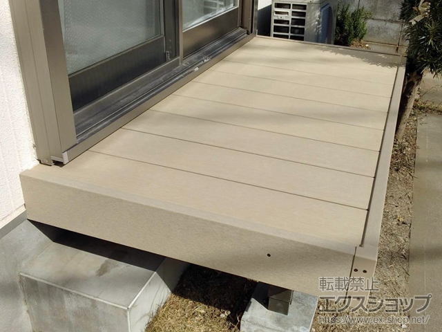 埼玉県上尾市ののウッドデッキ 樹ら楽ステージ 施工例