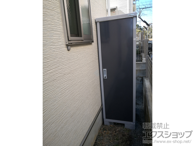 神奈川県横浜市のの物置・屋外倉庫 アイビーストッカー 600×755×1903（BJX-067E） BJX-067E-CG 施工例