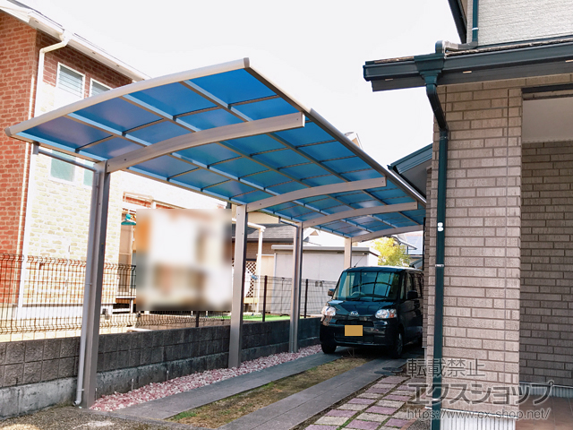 和歌山県橋本市ののカーポート レイナポートグラン 縦連棟　積雪〜20cm対応 施工例