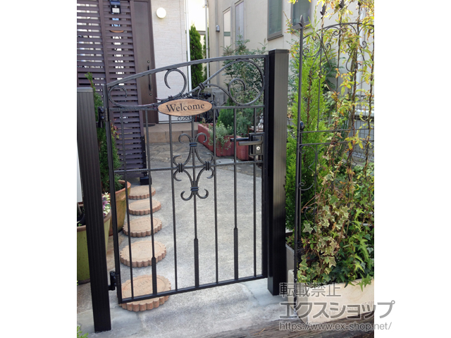 神奈川県横浜市のの門扉 コラゾン2型 片開き　柱使用 施工例