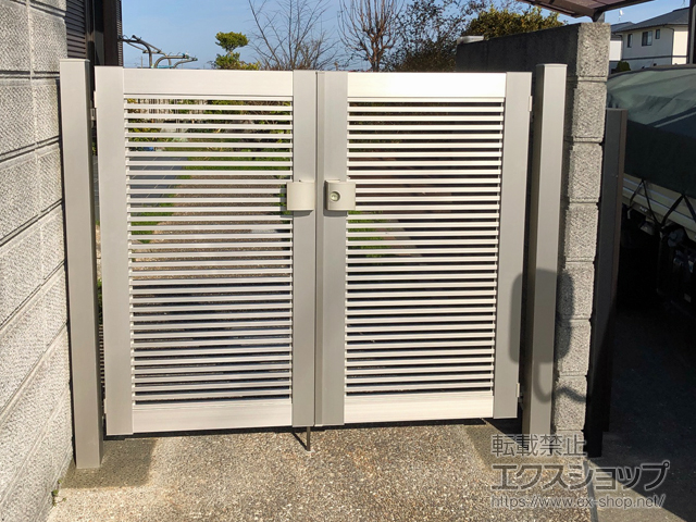 佐賀県佐賀市のの門扉 シンプレオ門扉1型 横格子 両開き 門柱仕様 施工例