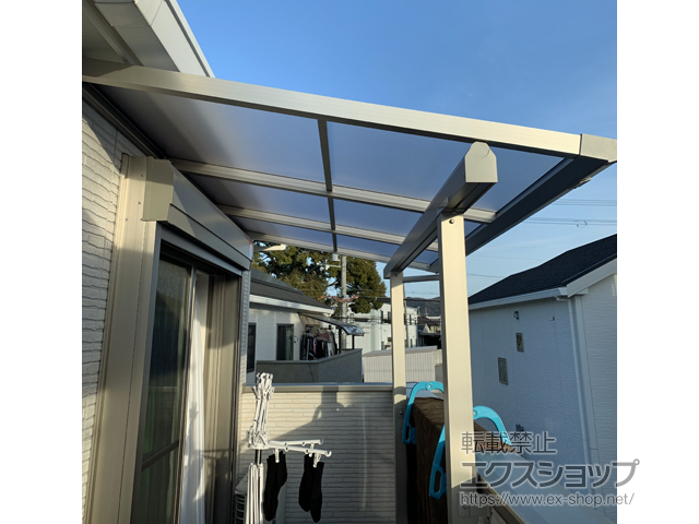 兵庫県姫路市ののバルコニー・ベランダ屋根 ソラリア F型 屋根タイプ 単体 積雪〜20cm対応 施工例