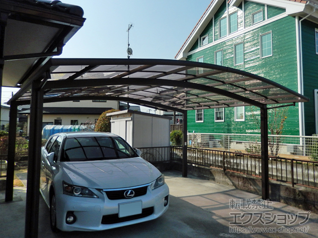 佐賀県神埼郡吉野ヶ里町ののカーポート フーゴR (ラウンドスタイル) ワイド 積雪〜20cm対応 施工例