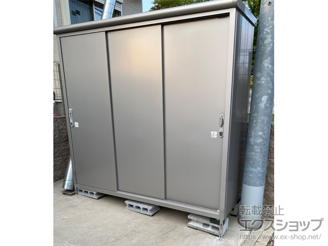 埼玉県さいたま市のの物置・屋外倉庫 エスモ 一般型 2100×750×1959 ESE-2107A-SS 施工例