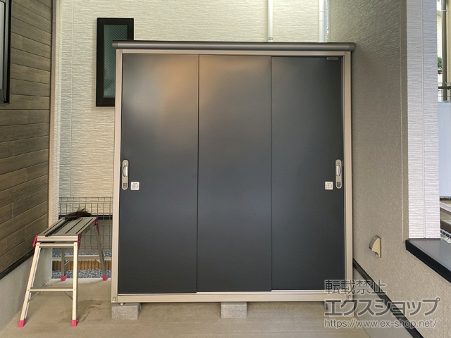 埼玉県蕨市のの物置・屋外倉庫 エスモ 一般型 1797×900×1959 ESE-1809A-SM 施工例