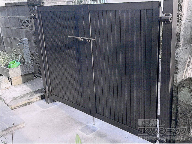 神奈川県横須賀市のの門扉 開き門扉AB TM1型 両開き　門柱使用 施工例