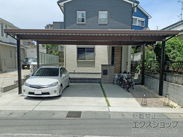 鹿児島県鹿児島市ののカーポート レオンポートneo 3台用 積雪〜50cm対応 木調マテリアルカラー 施工例