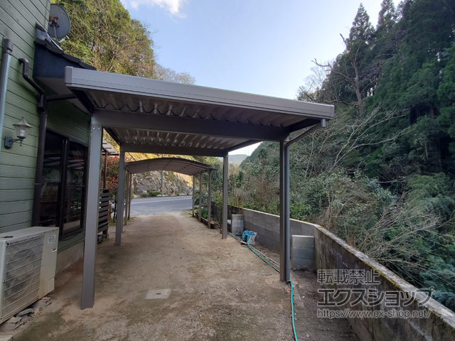 島根県安来市のLIXIL リクシル（トステム）のカーポート テリオスポートIII 3000 4本角柱 積雪〜100cm対応 施工例