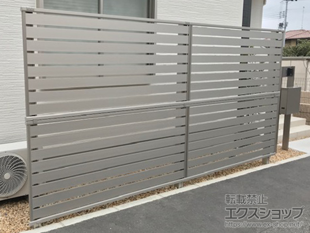 滋賀県草津市ののフェンス・柵 シンプレオフェンスSY1型 横半目隠し 2段支柱 自立建て用 施工例