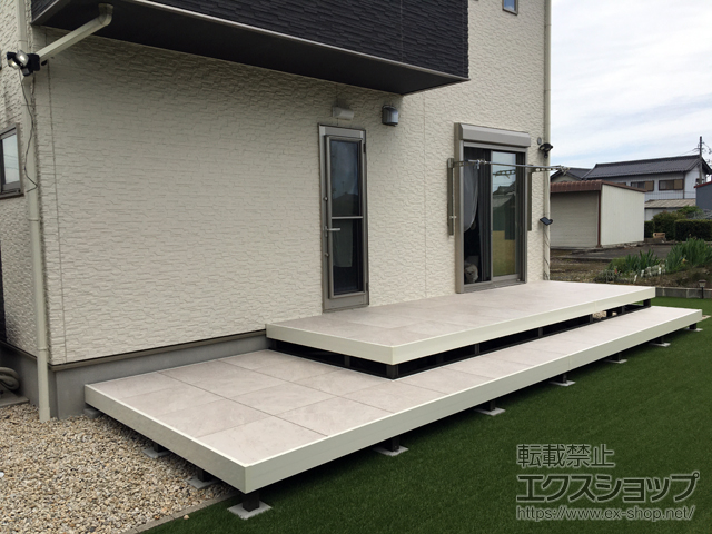三重県員弁郡東員町ののウッドデッキ タイルデッキ 施工例