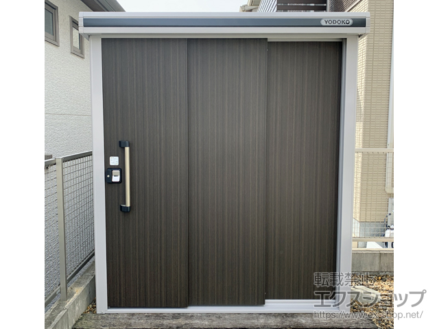 大阪府高槻市のの物置・屋外倉庫 エルモ 一般型 1870×820×2122（LMD-1808） LMD-1808-DW 施工例