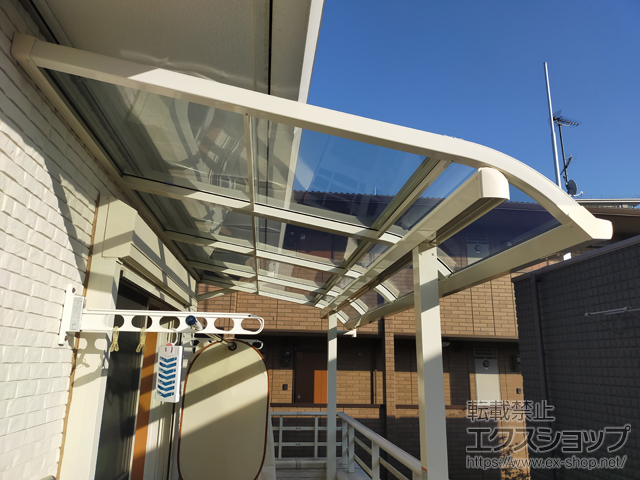 千葉県流山市ののバルコニー・ベランダ屋根 スピーネ R型 屋根タイプ 単体 積雪〜20cm対応 施工例