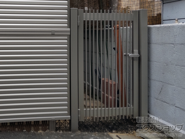 東京都板橋区のの門扉 シンプレオ門扉T1型 縦格子 片開き 門柱使用 施工例