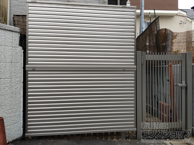 東京都板橋区ののフェンス・柵 ミエーネフェンス 目隠しルーバータイプ 2段支柱 自立建て用（パネル2段） 施工例