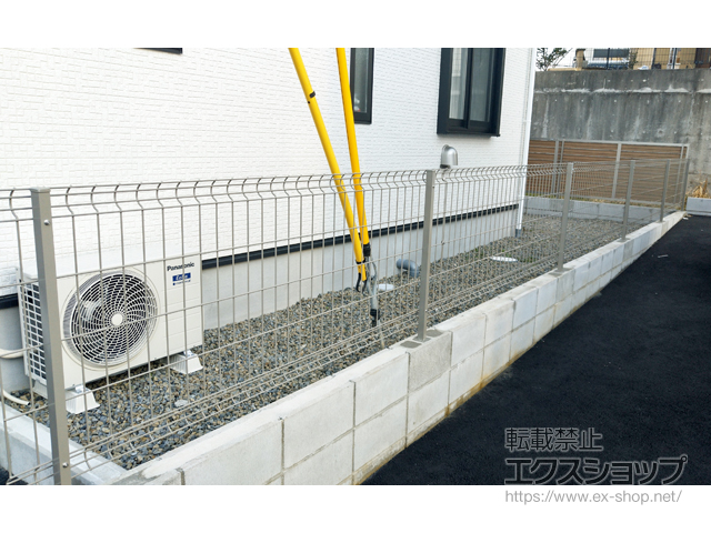 奈良県奈良市ののフェンス・柵 イーネットフェンス3F型 自由柱タイプ 施工例