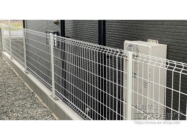 大阪府羽曳野市ののフェンス・柵 ハイグリッドフェンスUF8型　フリーポールタイプ 施工例